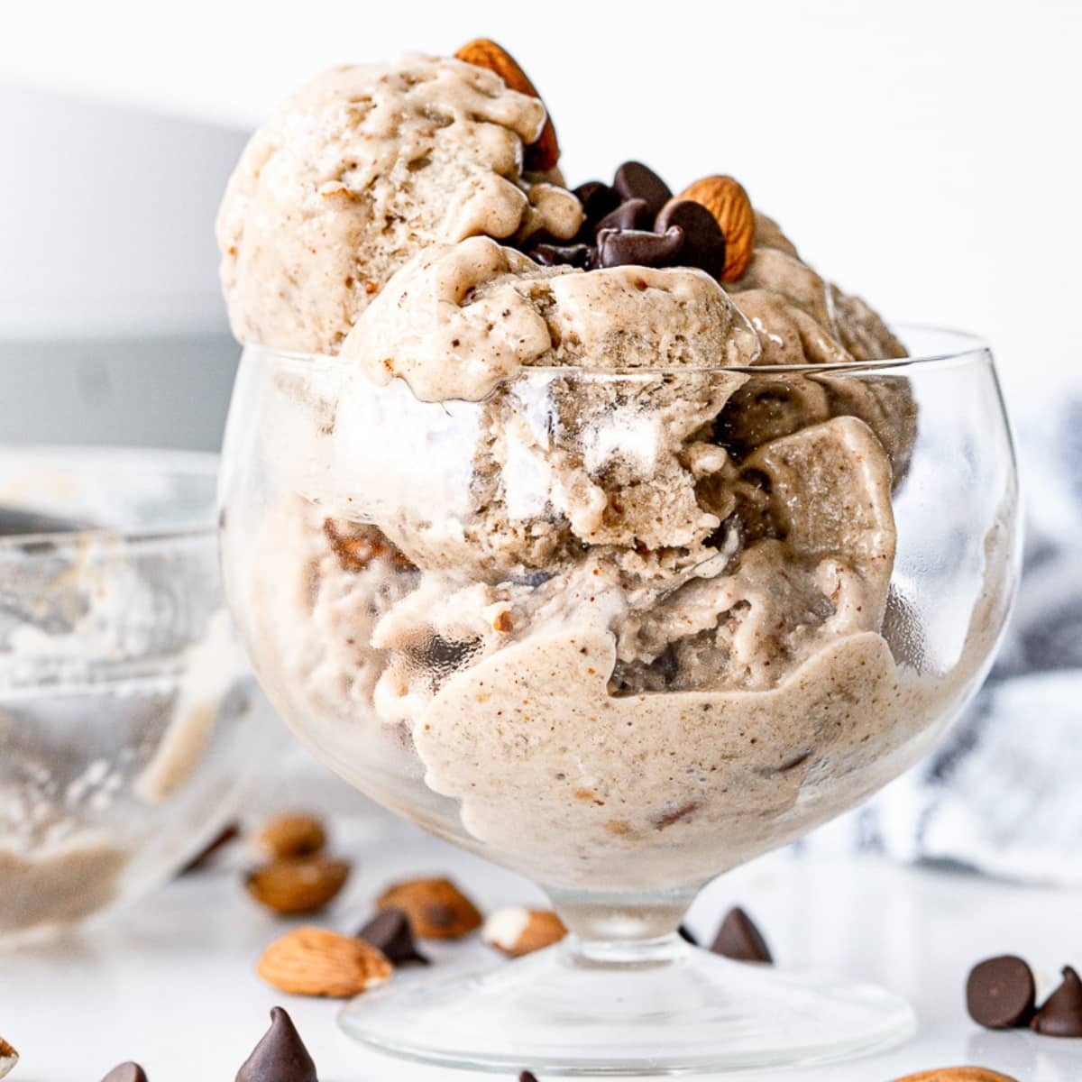 Almond Ice Cream